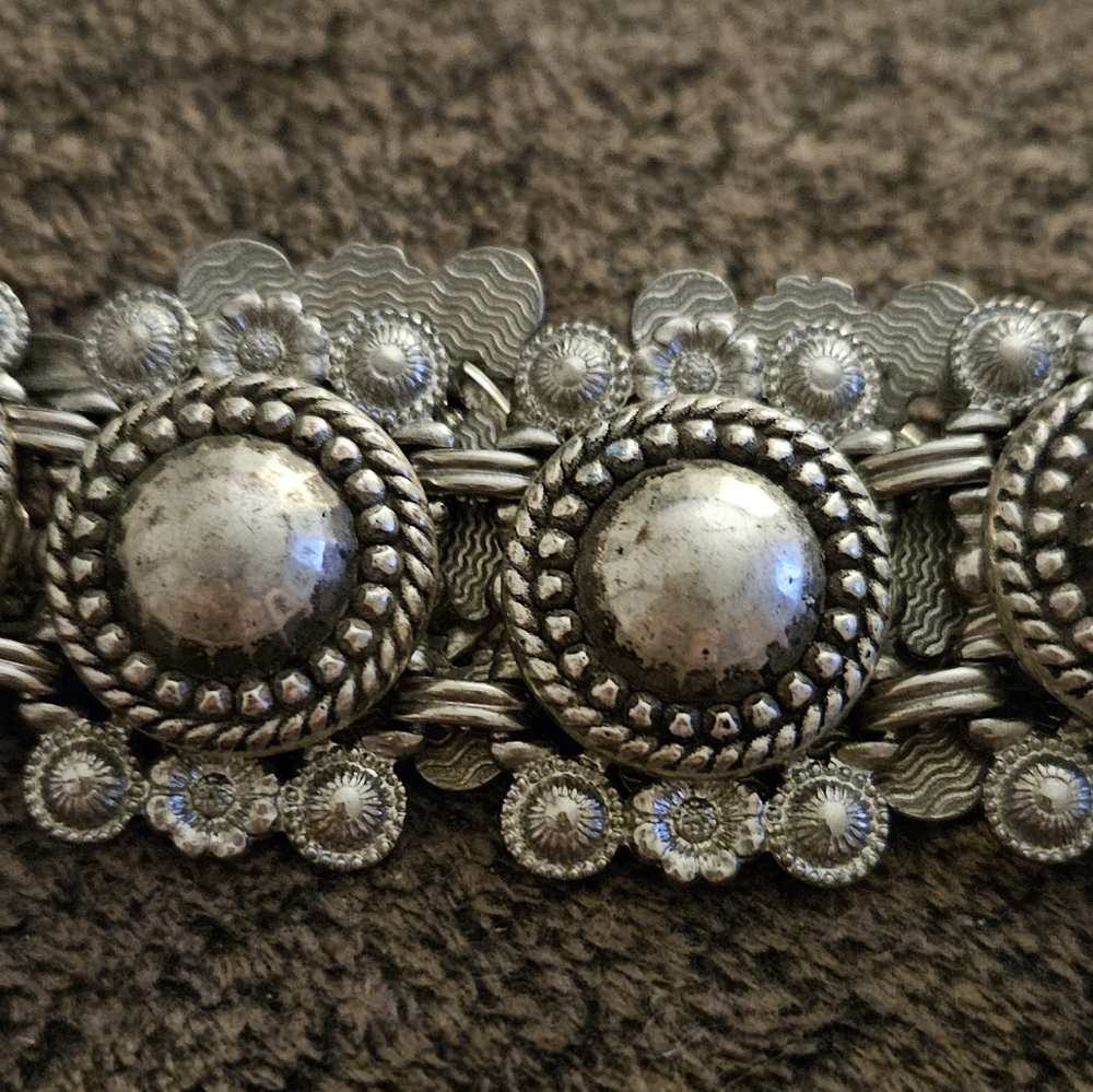 Handmade bracelet - Picture 5 of 6